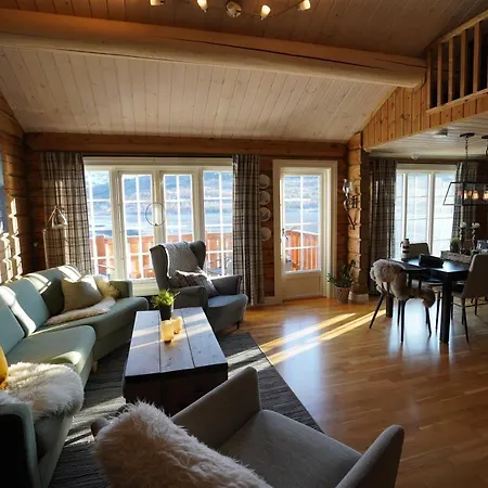 View 2 Bedrooms And Loft *